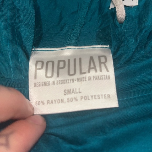 Blue and gray California Hollywood sweater - Picture 2 of 4